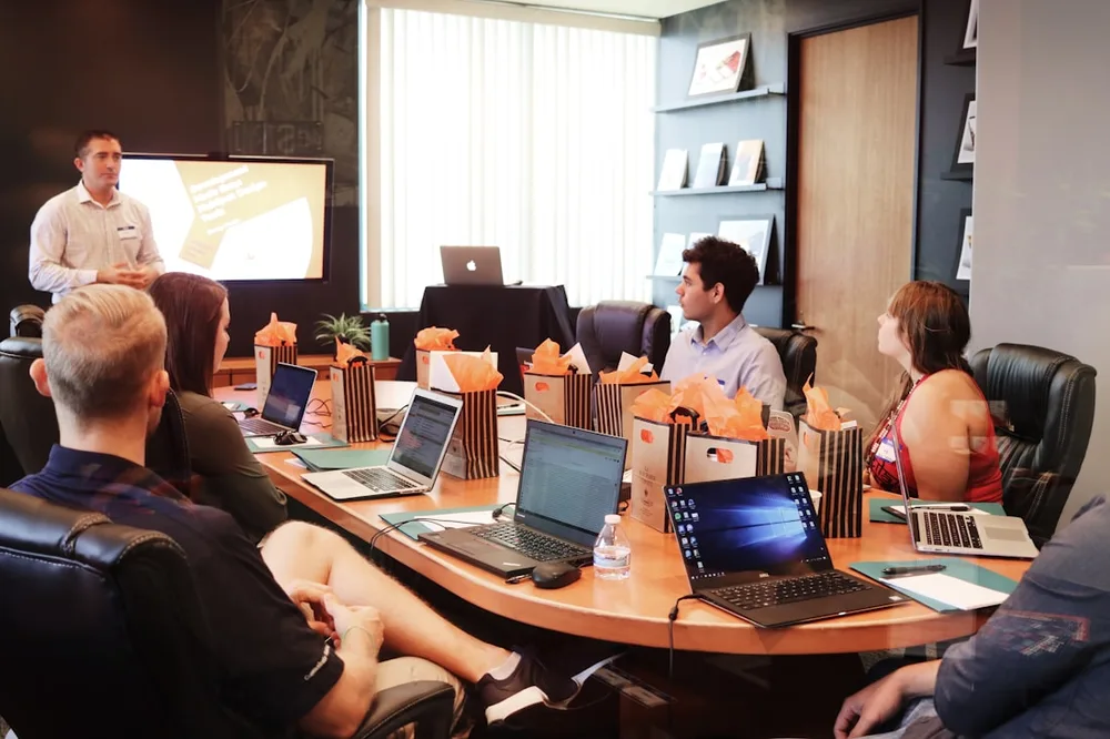 Group discussing a project